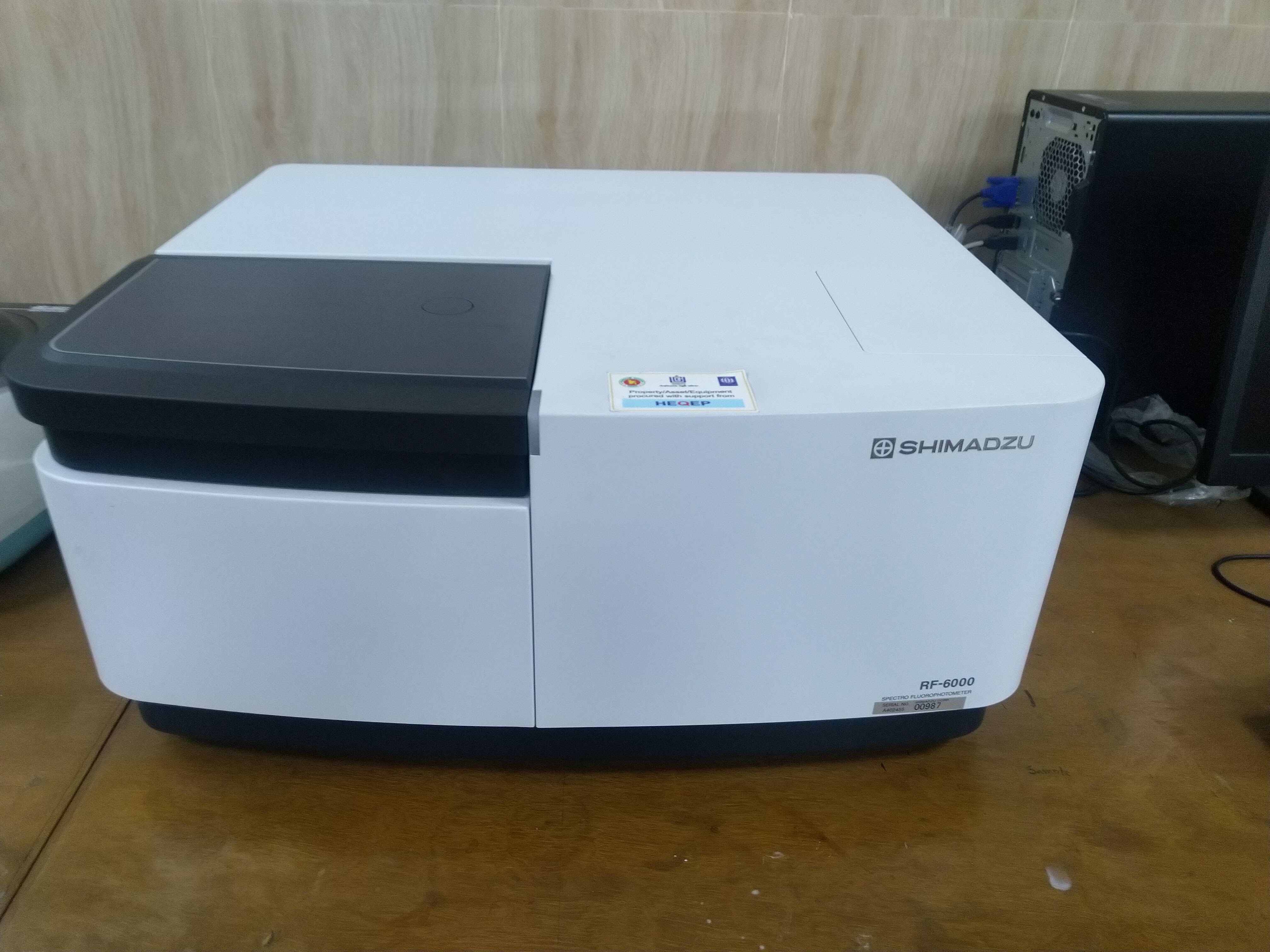 Laboratory equipment